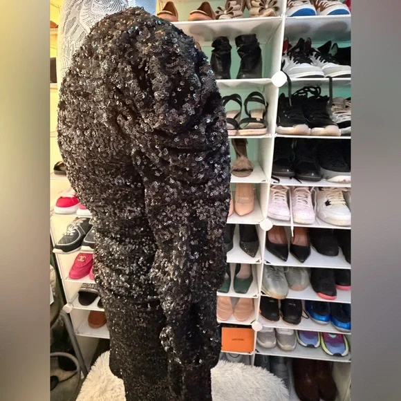 Spring + Mercer Mini Black Sequin One-Shoulder Dress NWT size Small - Picture 5 of 10